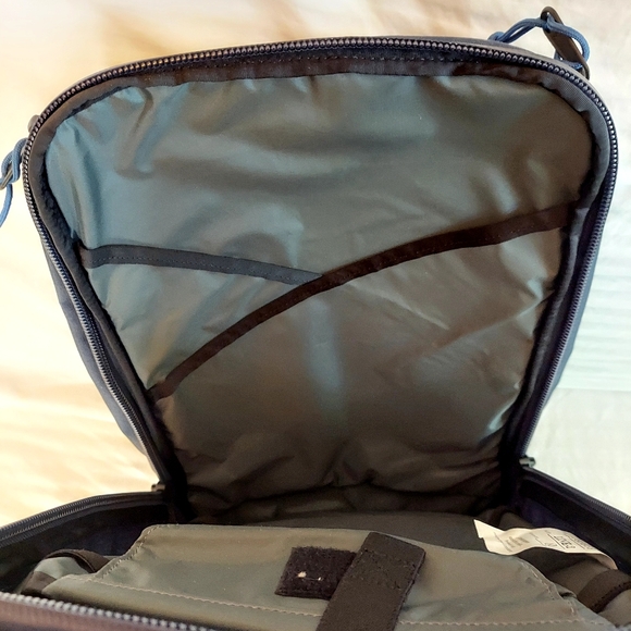 MYSTERY RANCH Black Ruck 24 Backpack - NEW! - Picture 5 of 14